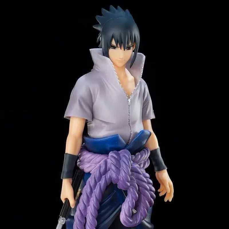 Modelo colecionável Uchiha Sasuke.